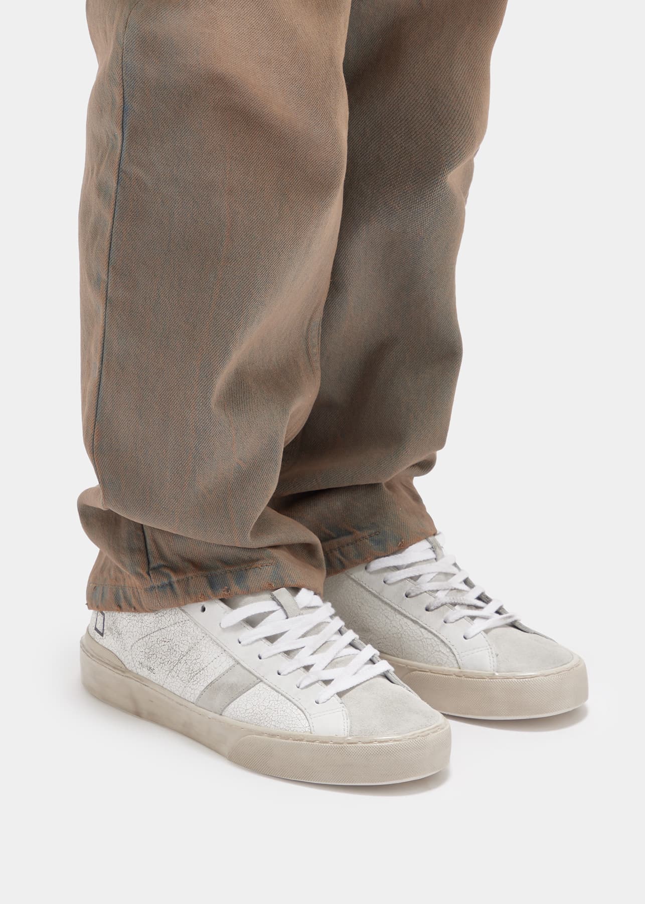 Hill low used white