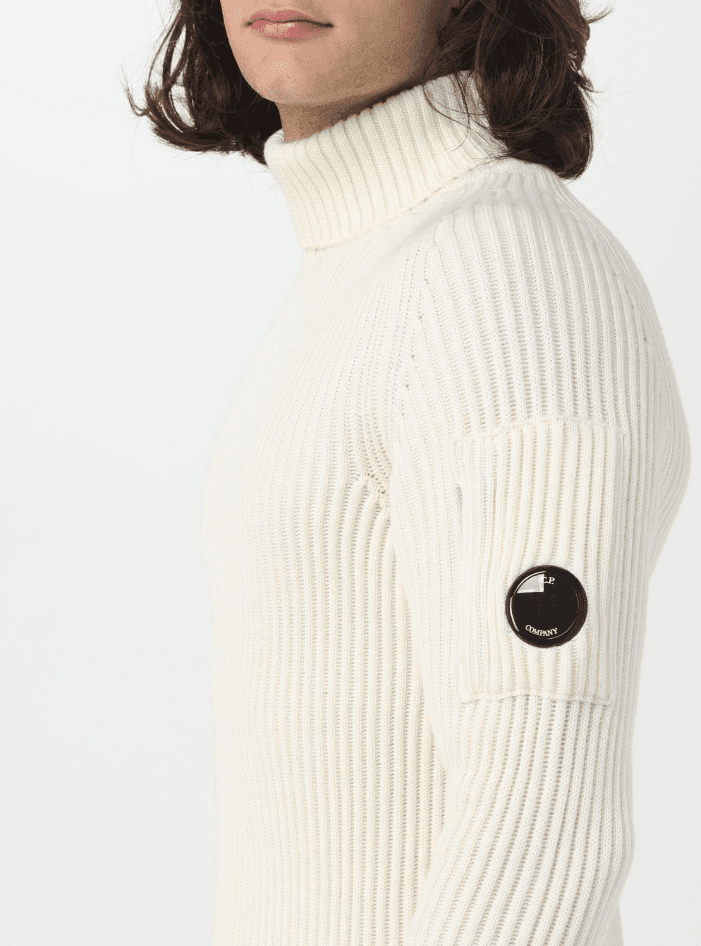 Turtle neck re-wool panna