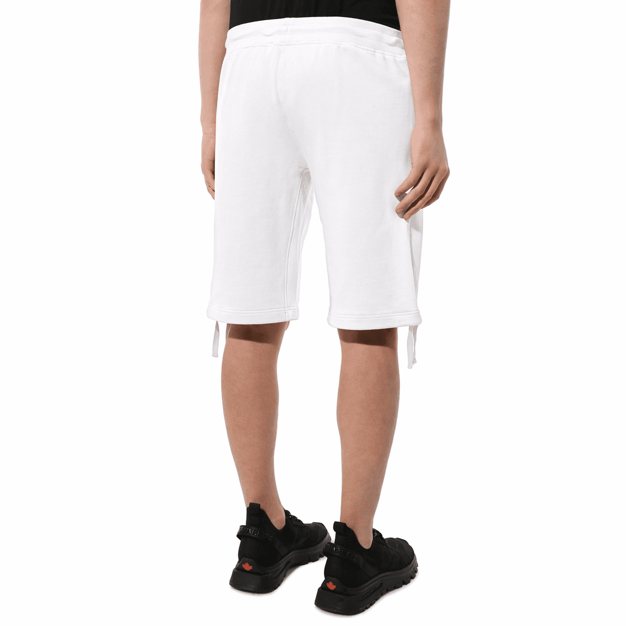 Shorts diagonal raised