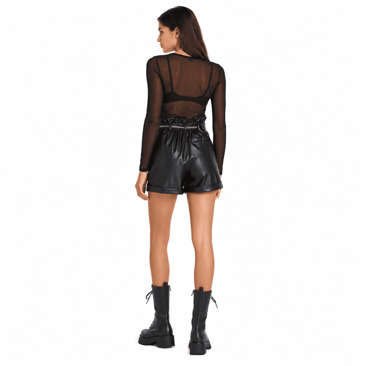 Shorts in pelle