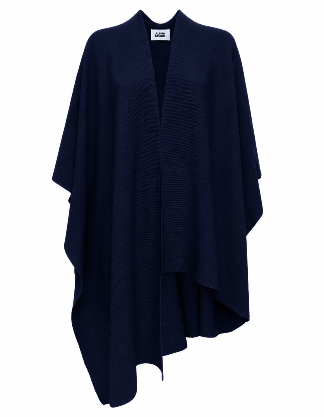 Alpha Studio Poncho links contemporary sport