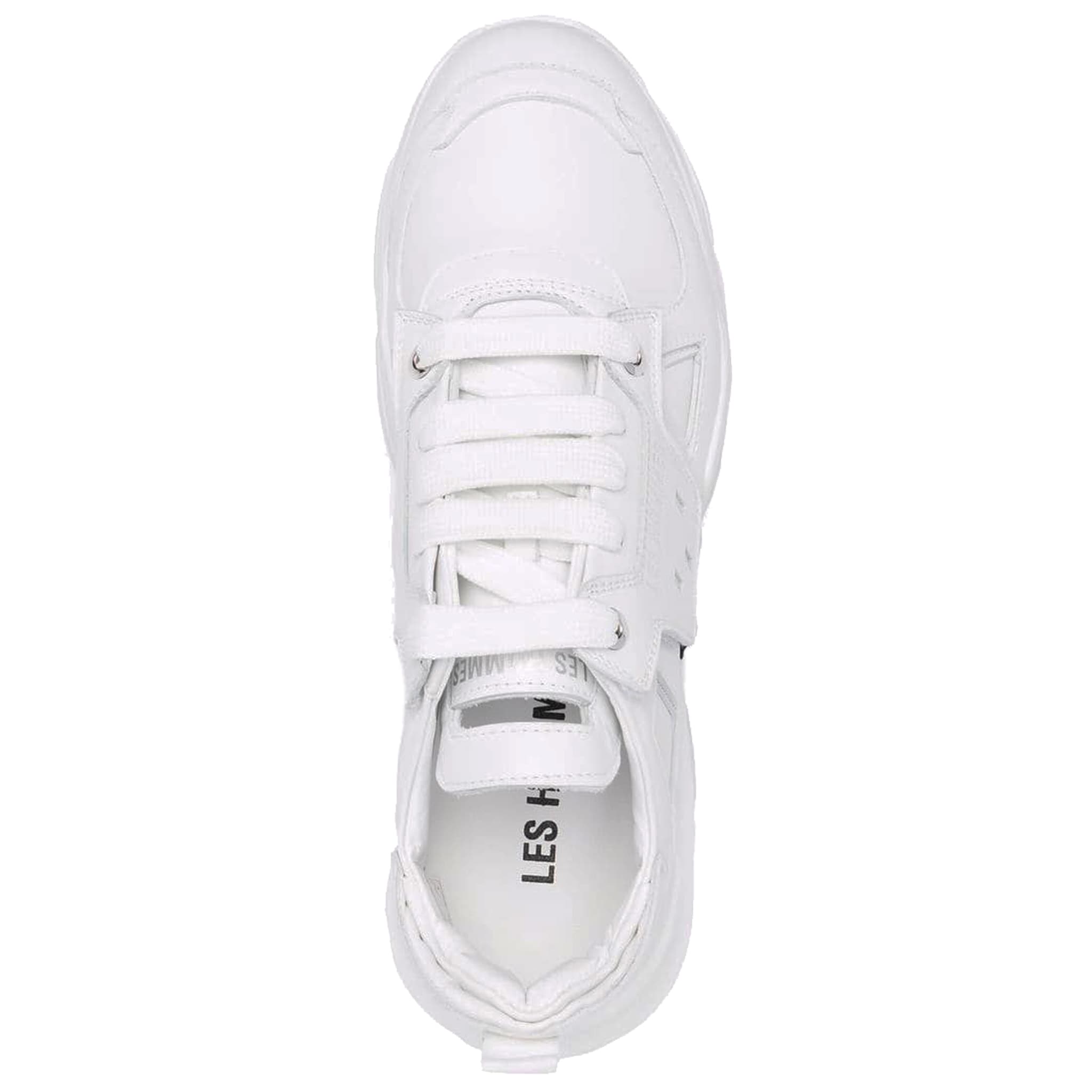 Low-top trainers